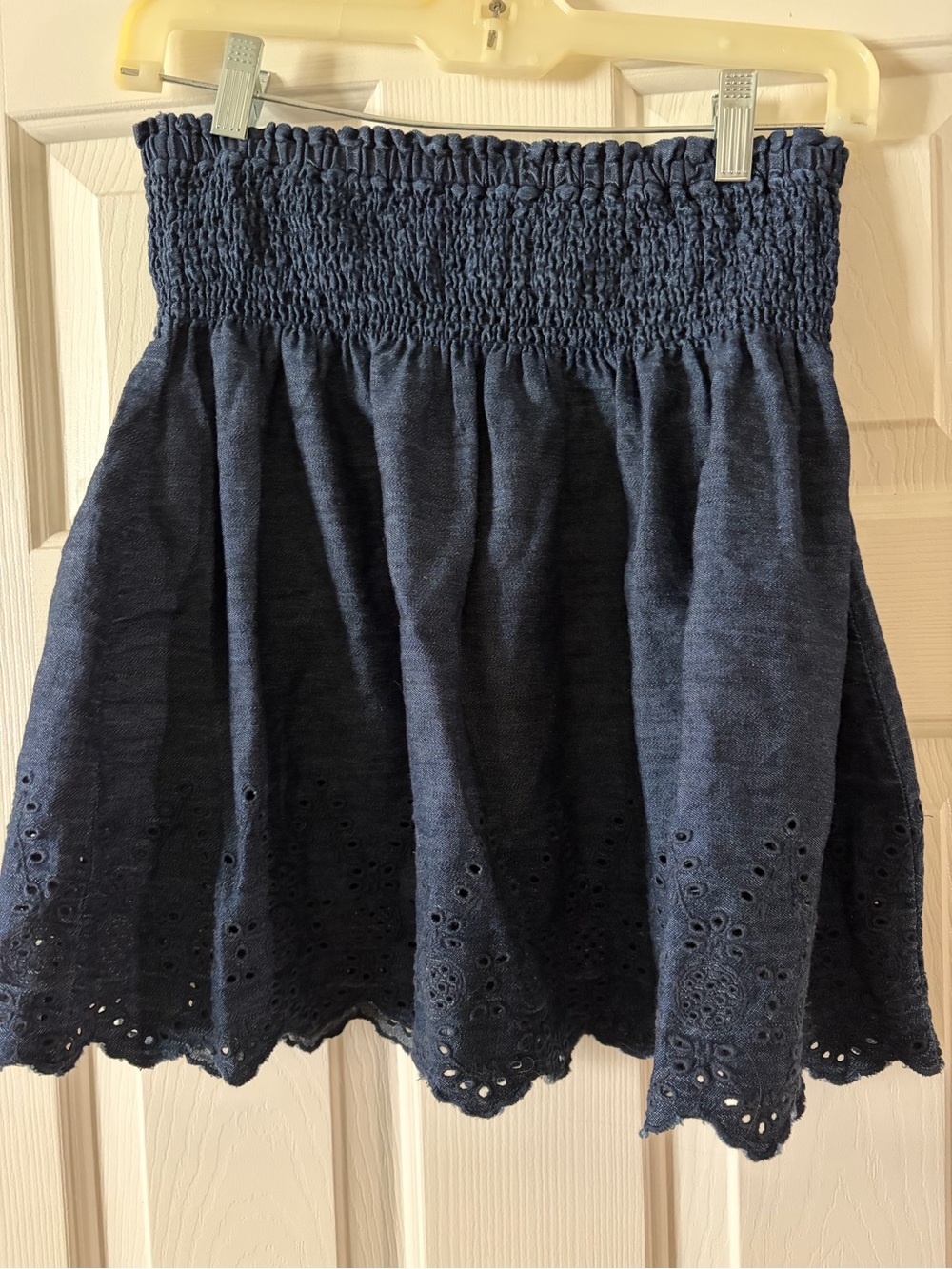 GAP Navy Smocked Waist Eyelet Mini Skirt